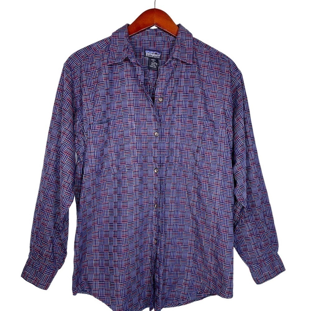 Patagonia Organic Cotton Button Up Pocket Shirt Size Medium in Multi Print
